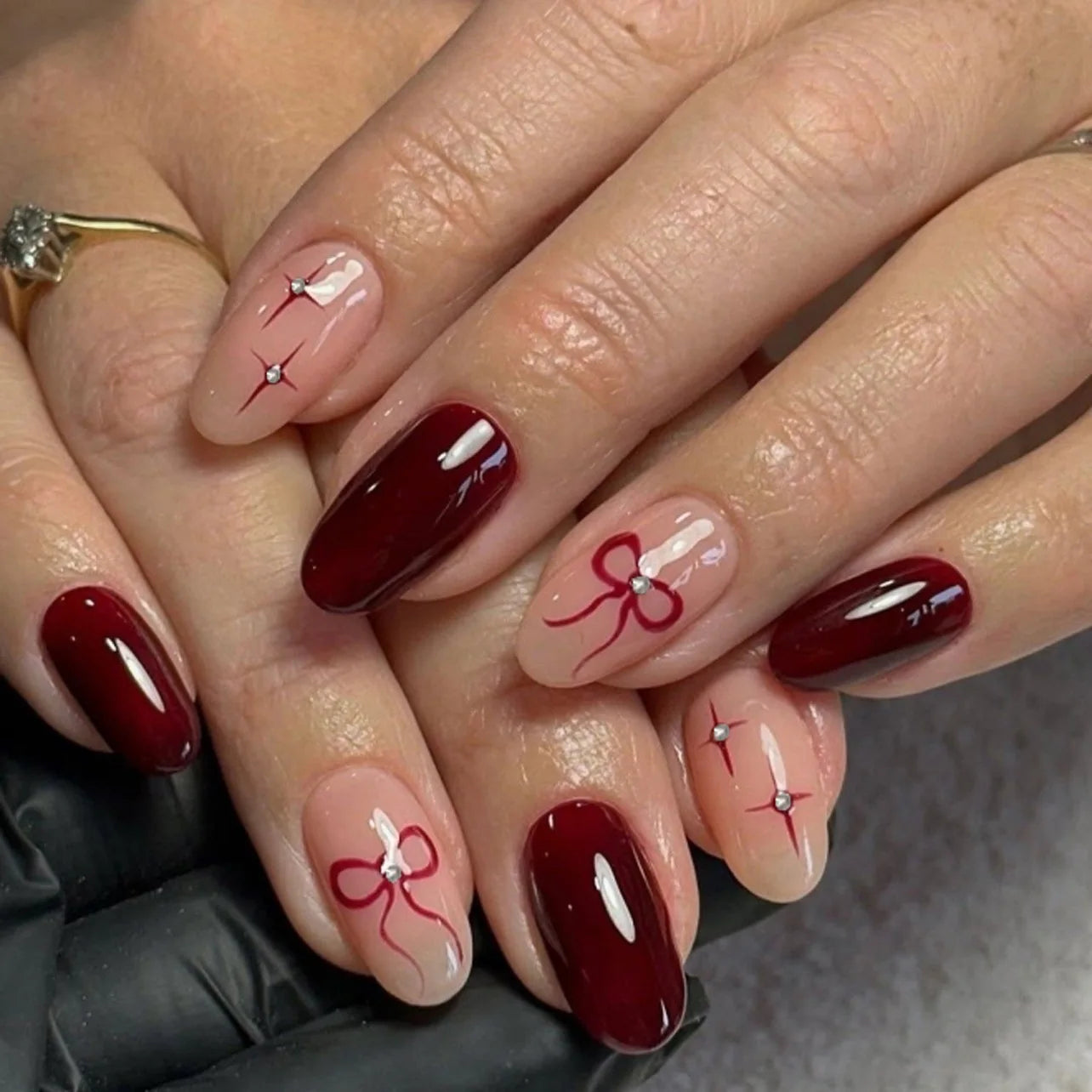 Festive Fantasy Nails™